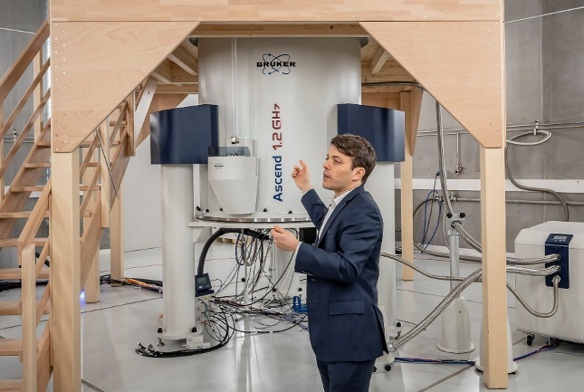 industrial oil filtration One of our partners, the CNRS Lille, inaugurated its 1.2 GHz NMR spectrometer on January 4, 2023 at the Lille site.